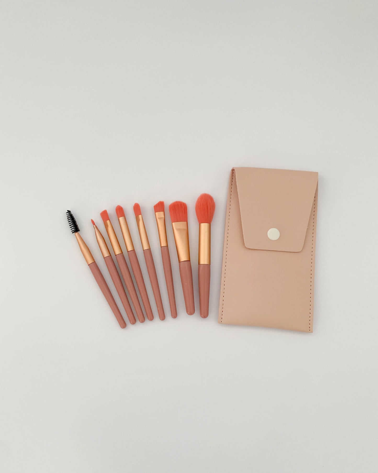 Set četkica za šminkanje