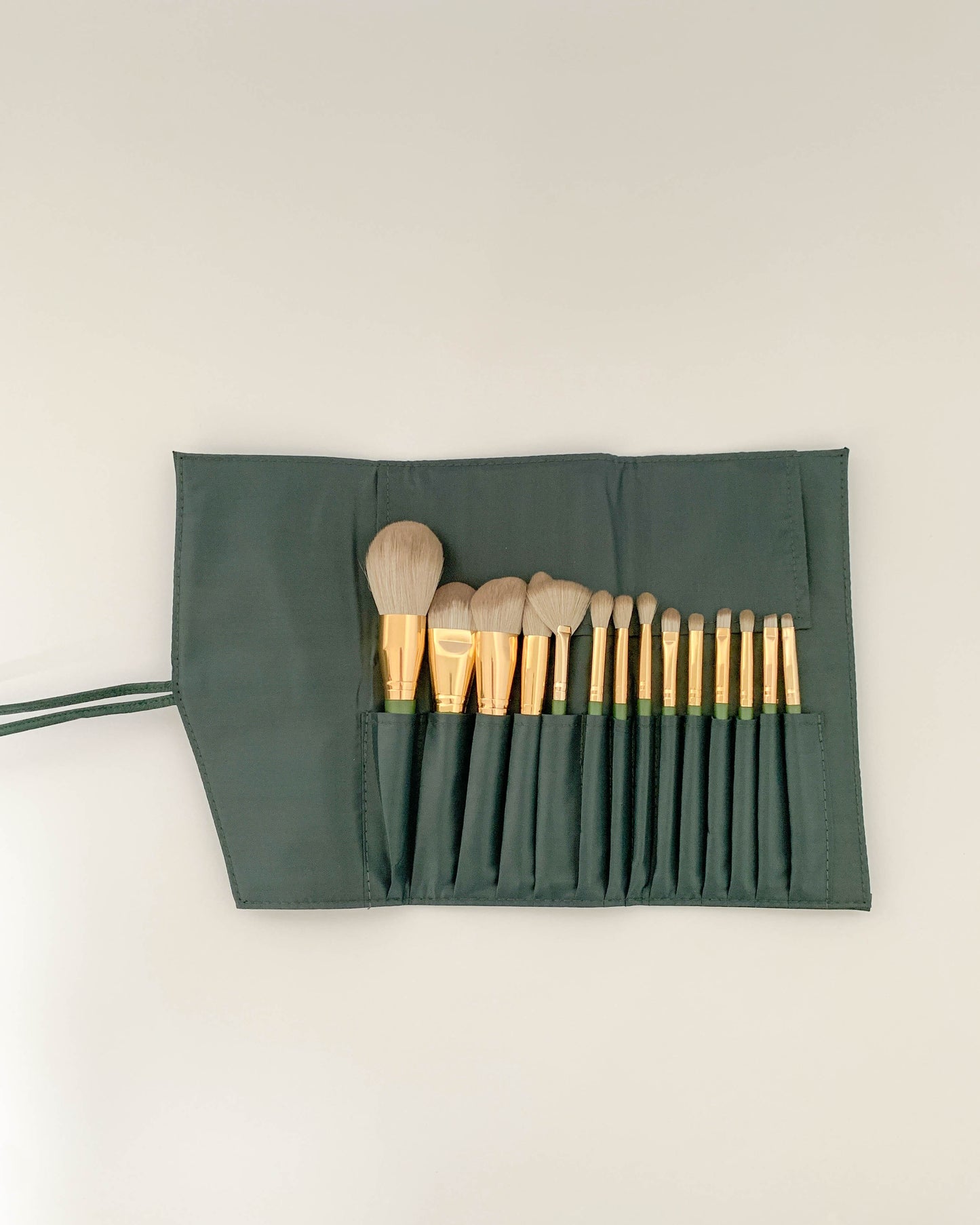 Set četkica za šminkanje